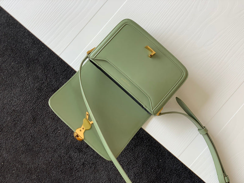 Luxurious Totes - Latest - 8136