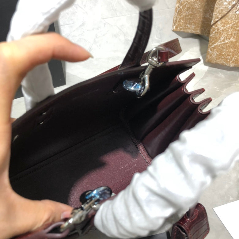Luxurious Totes - Latest - 9484