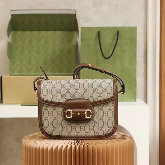 GUI - Luxurious Totes - 008