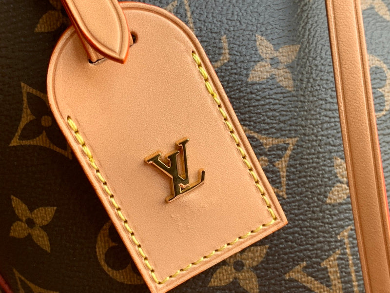 LOV - Luxurious Totes - 893