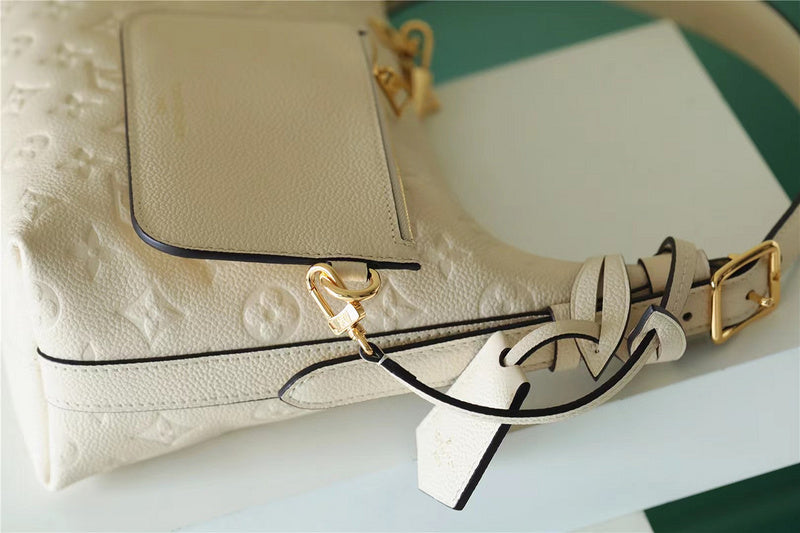 Lux-Totes - LOV Bags - 122