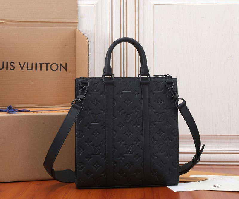 LOV - Luxurious Totes - 1376