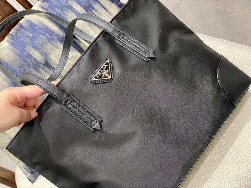 Luxurious Totes - PDA3 Bags - 093