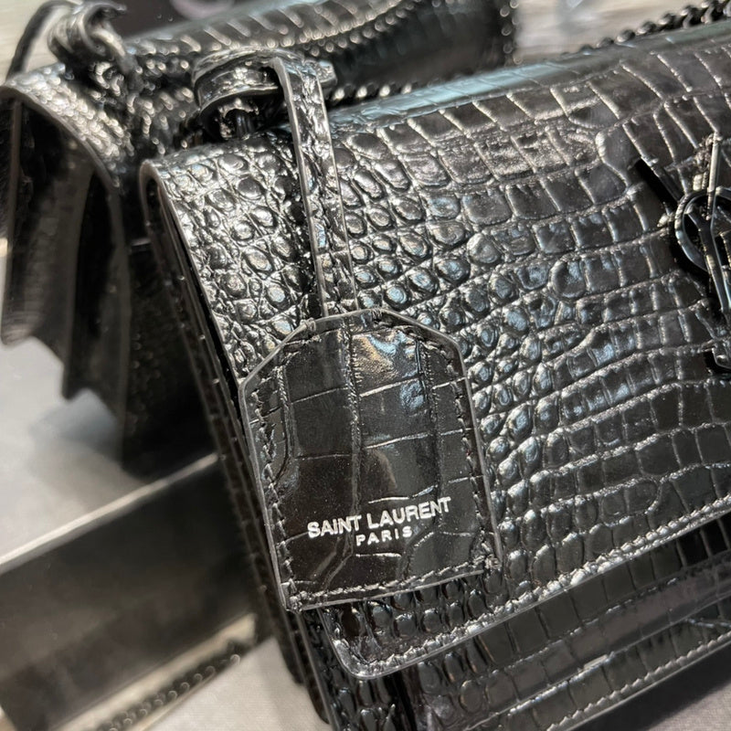 Luxurious Totes - Latest - 8549