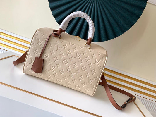 Luxurious Totes - Latest - 9679