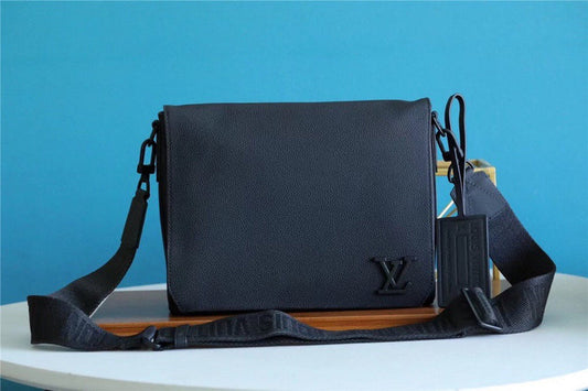 Lux-Totes - LOV Bags - 4184