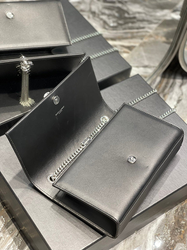 Luxurious Totes - Latest - 8447