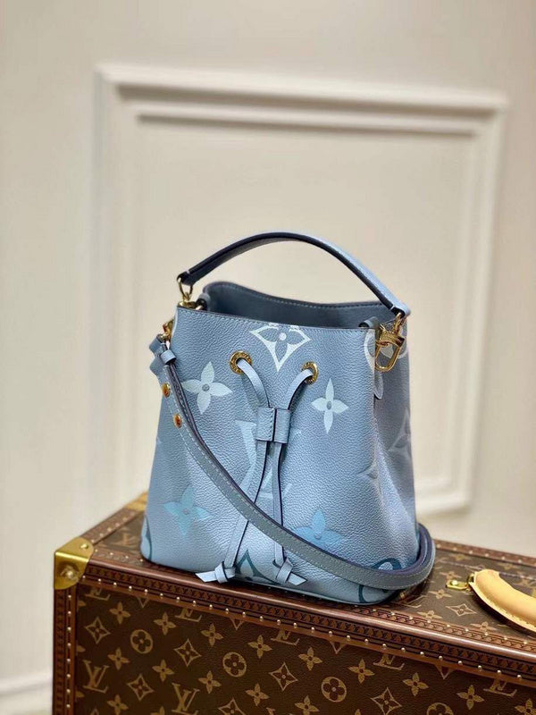 LOV - Luxurious Totes - 2469