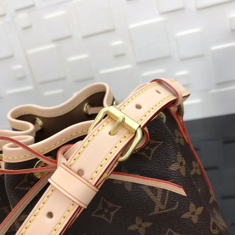 Luxurious Totes - Latest - 1598