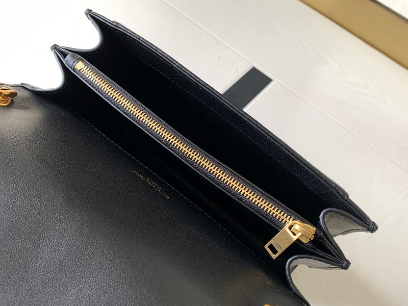 Luxurious Totes - Latest - 8161
