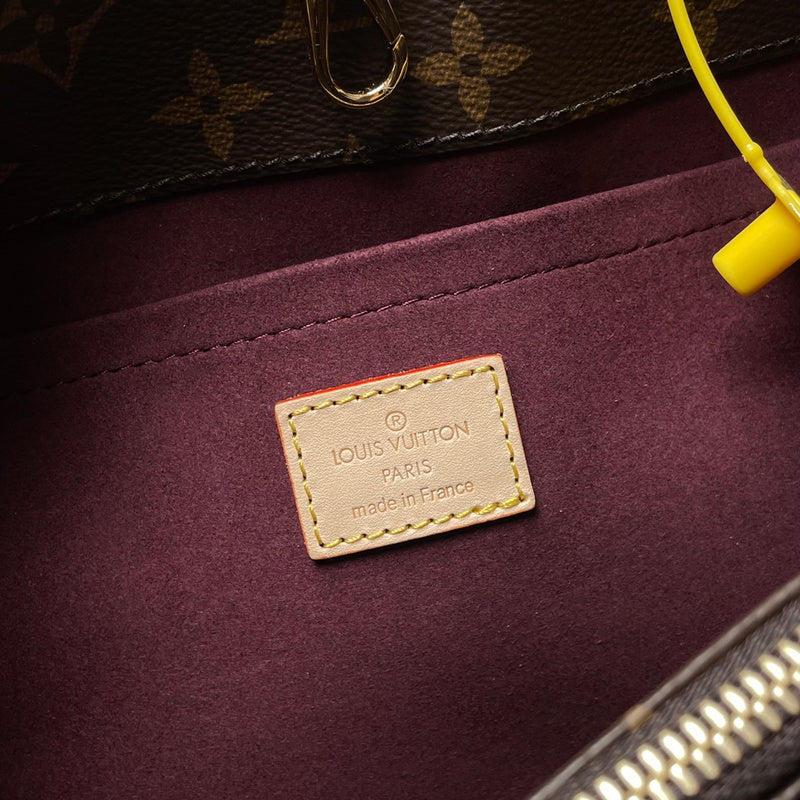 LOV - Luxurious Totes - 1721