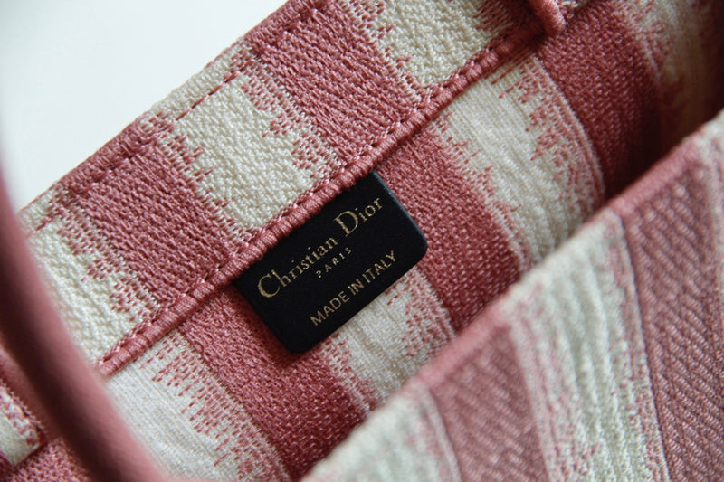 Luxurious Totes - Latest - 6528