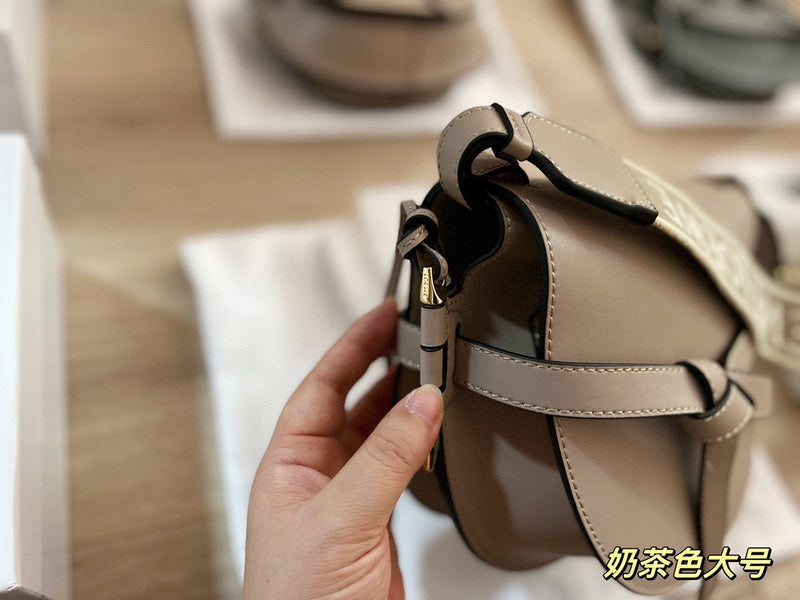Luxurious Totes - LW-CH Bags - 023