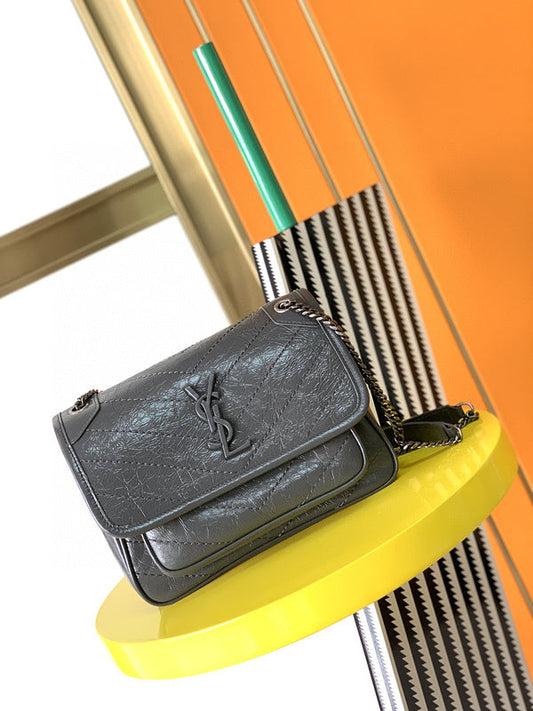 Luxurious Totes - Latest - 8887