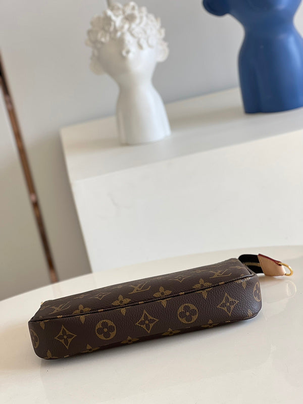 LOV - Luxurious Totes - 1401