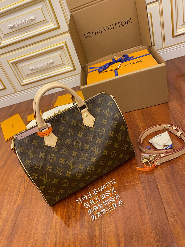 LOV - Luxurious Totes - 1051