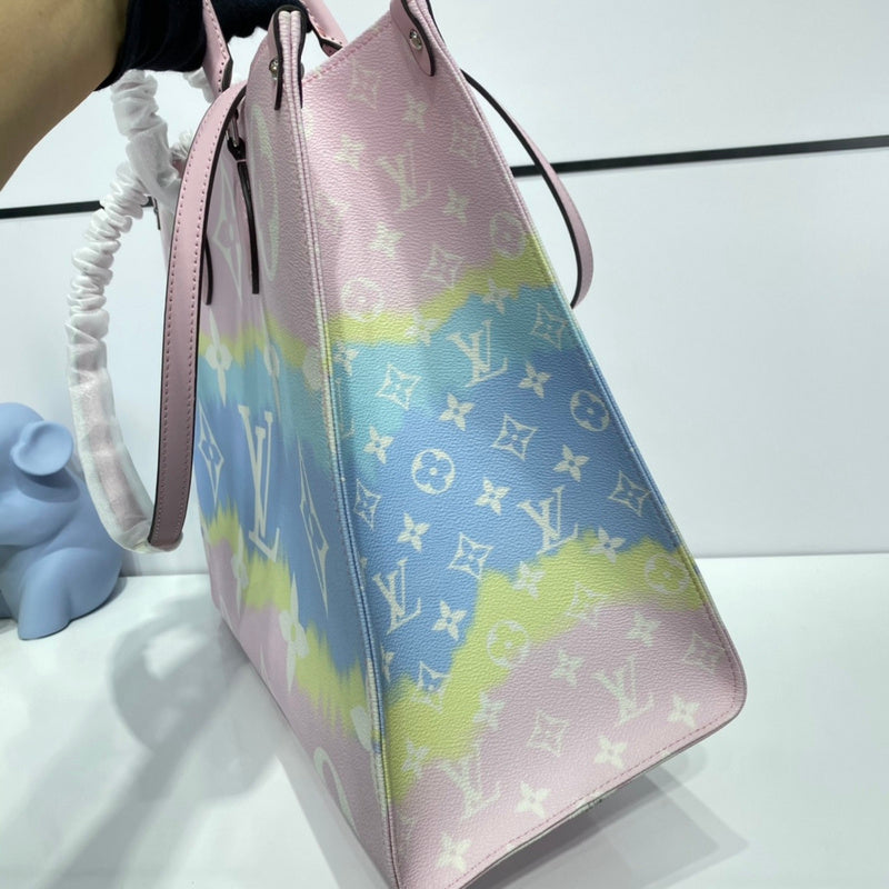 LOV - Luxurious Totes - 2569