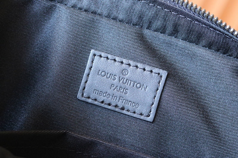 LOV - Luxurious Totes - 2042