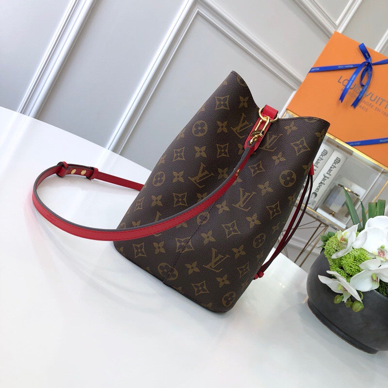 Luxurious Totes - Latest - 9736