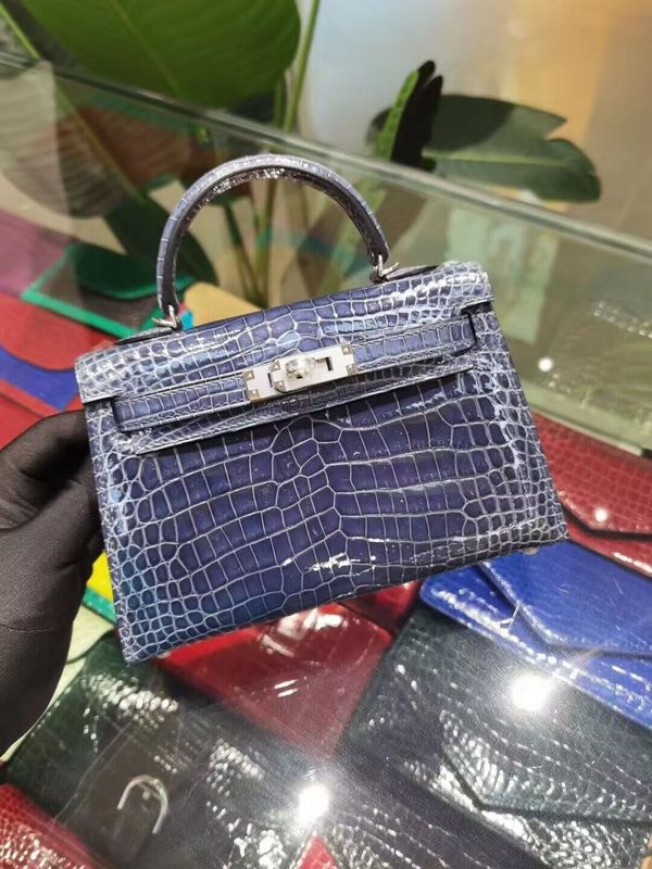 HMS - Luxurious Totes - 026