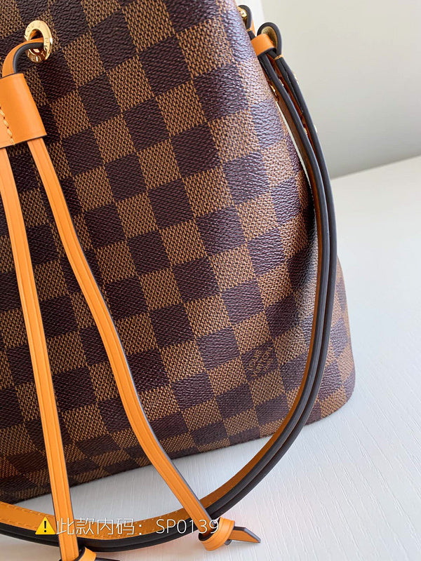 Luxurious Totes - Latest - 9765