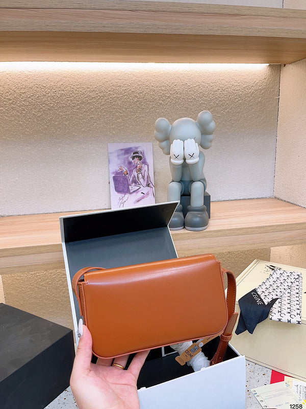 Style My Style - CLE2 Bags - 001