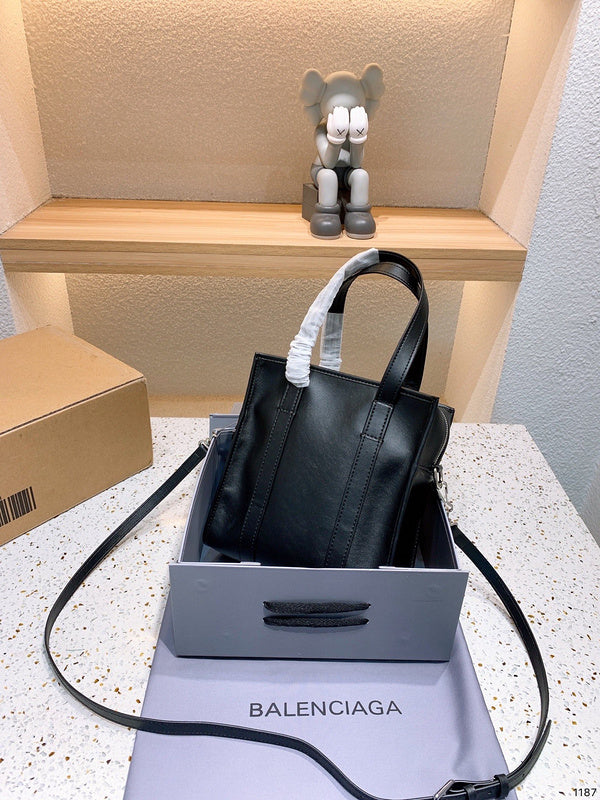 Luxurious Totes - BGA2 Bags - 235