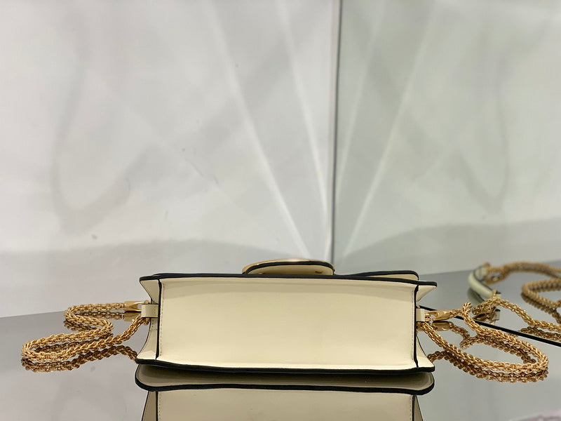 Luxurious Totes - Latest - 4456