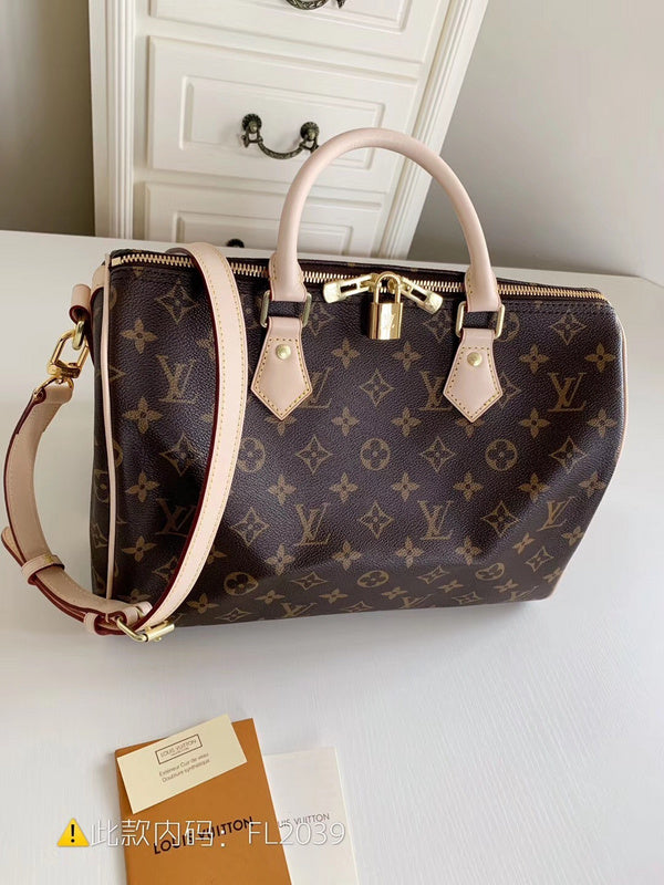 Luxurious Totes - Latest - 9710