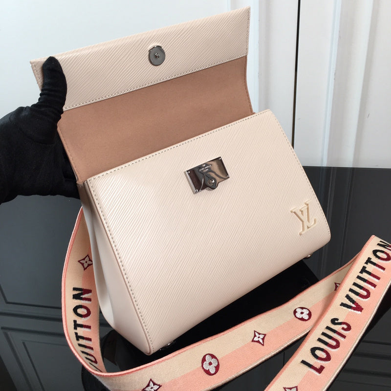 LOV - Luxurious Totes - 1962