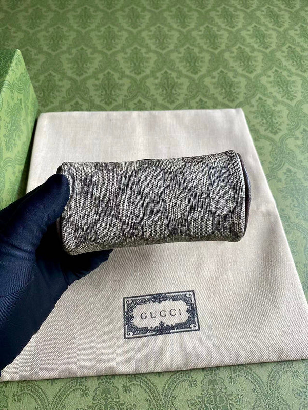 GUI - Luxurious Totes - 198