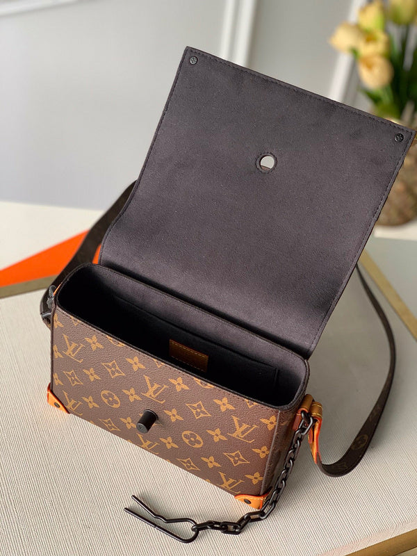 Luxurious Totes - Latest - 2135