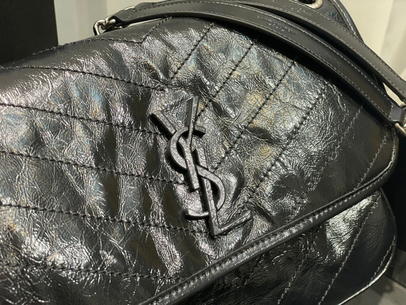 Luxurious Totes - Latest - 8559