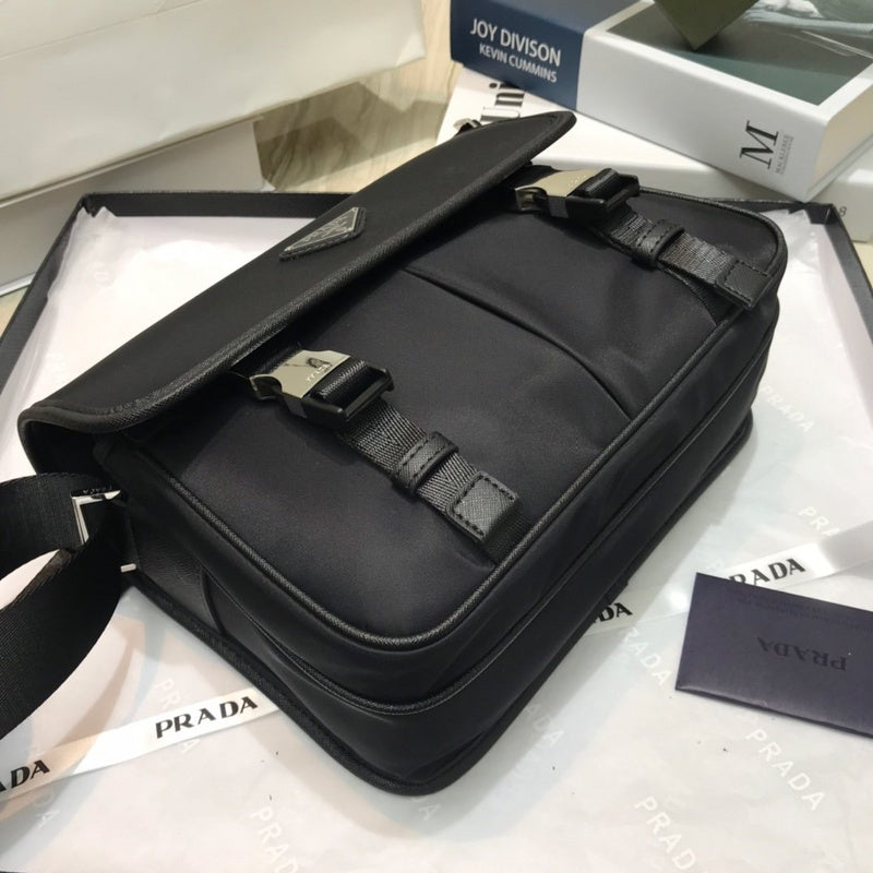 PDA - Luxurious Totes - 011