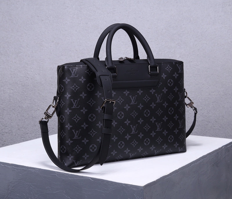 LOV - Luxurious Totes - 2556