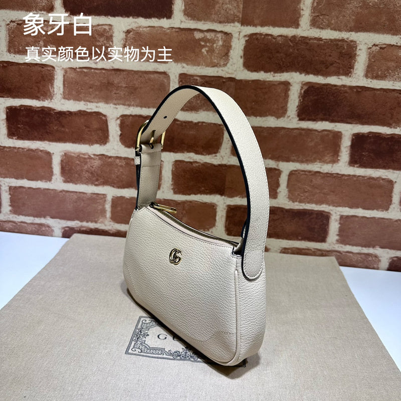 GUI - Luxurious Totes - 031