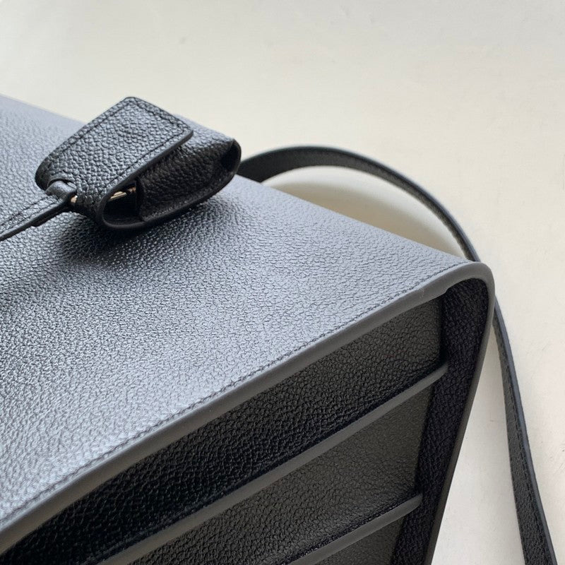 Luxurious Totes - Latest - 8141