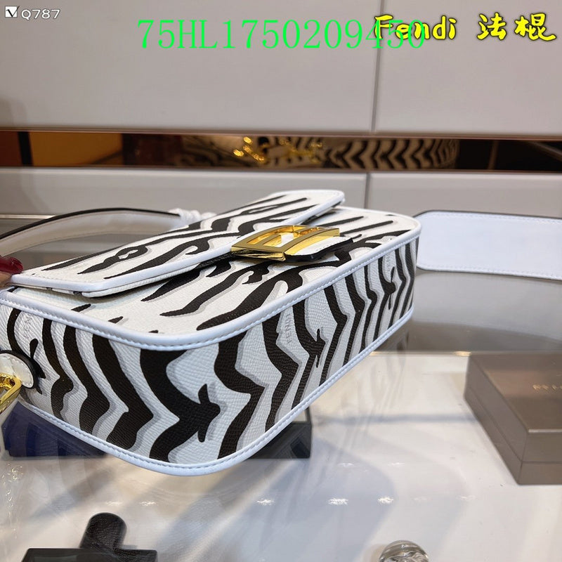 GC - Shoulder - 2692
