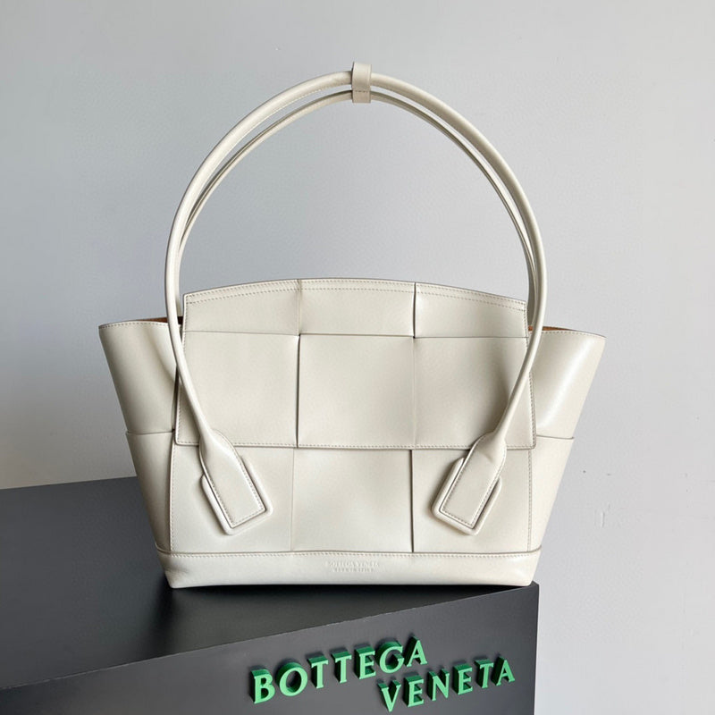 Luxurious-Totes - BV Bags - 1764