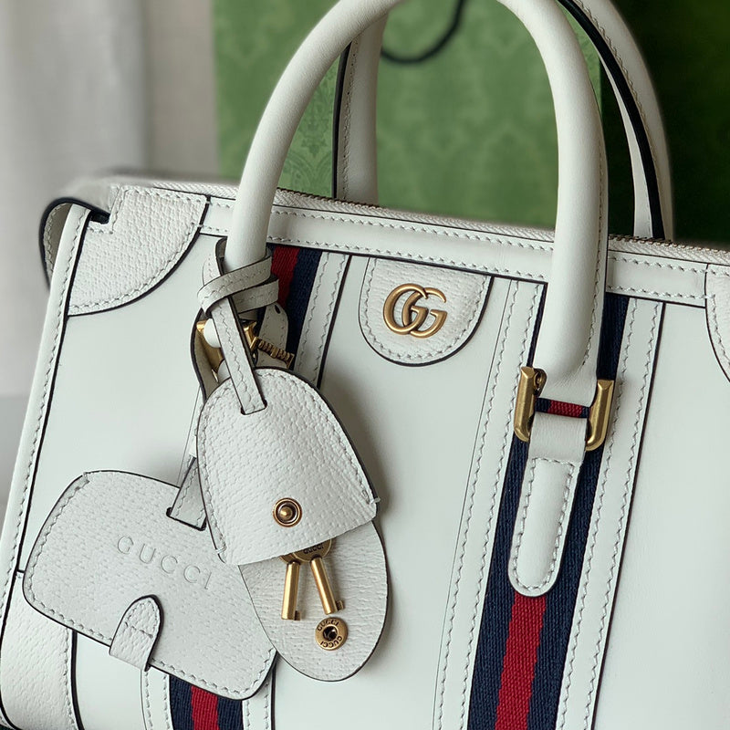 GUI - Luxurious Totes - 617