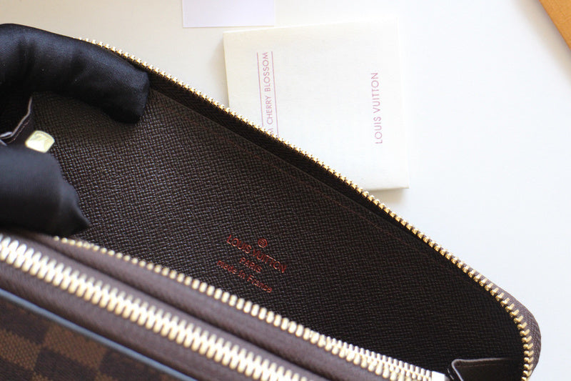 Luxurious Totes - Latest - 834