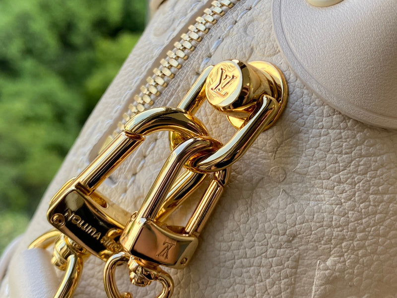 Luxurious Totes - Latest - 1363