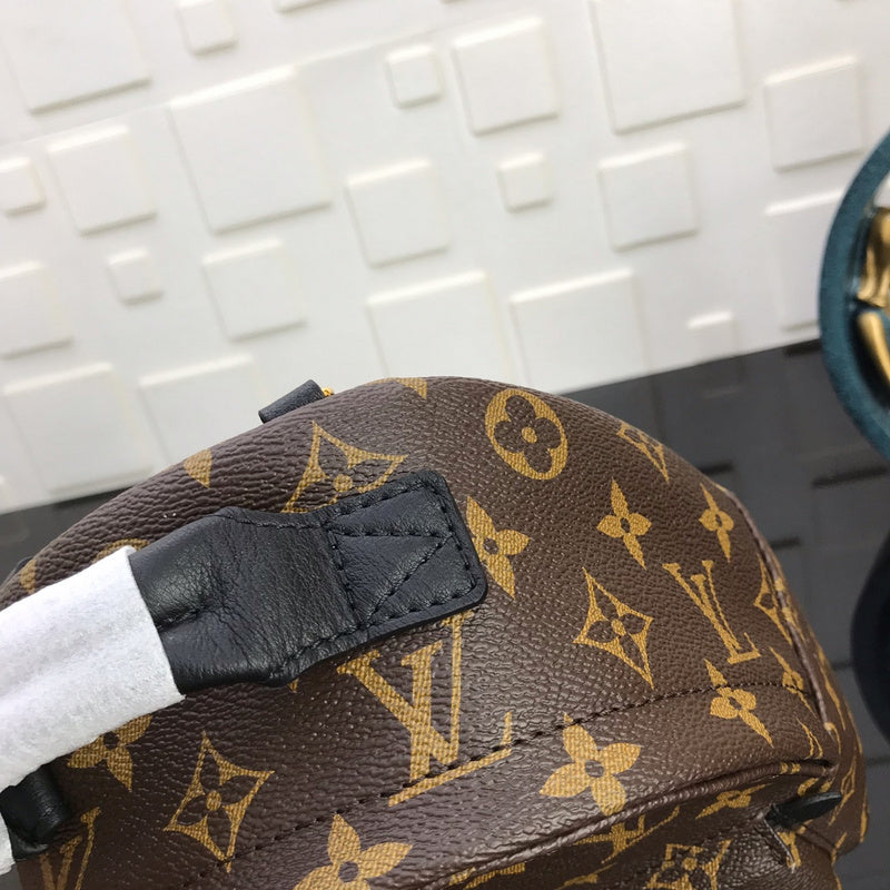 Luxurious Totes - Latest - 1618