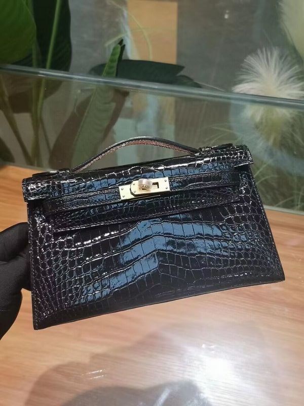 HMS - Luxurious Totes - 025