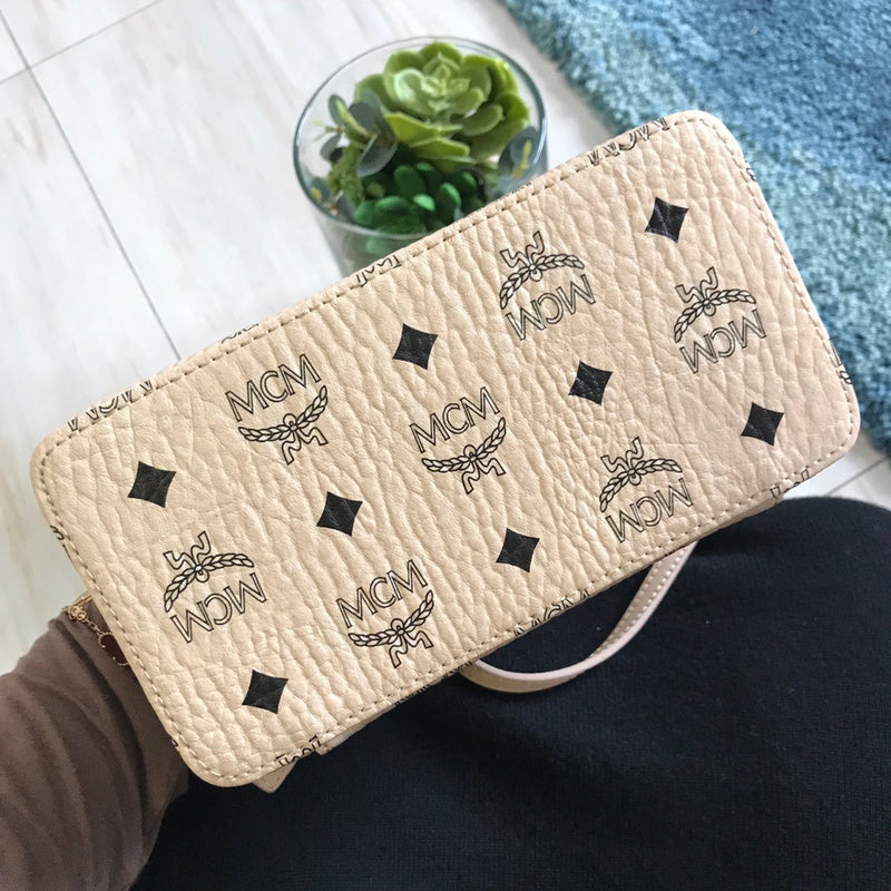 Luxurious Totes - Latest - 7837