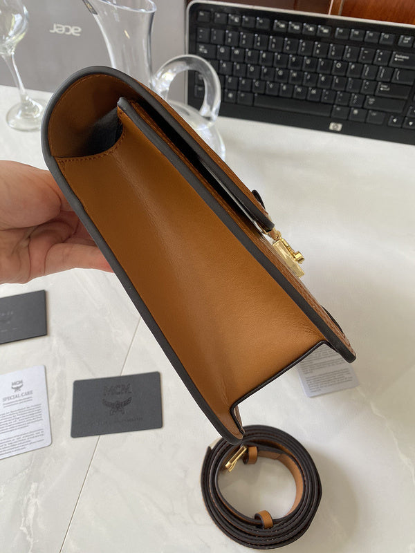 Luxurious Totes - Latest - 7735