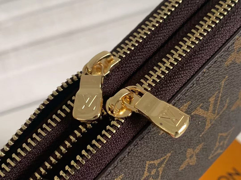 LOV - Luxurious Totes - 2558