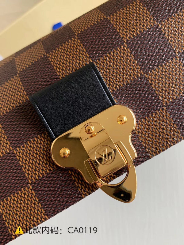 Luxurious Totes - Latest - 2410