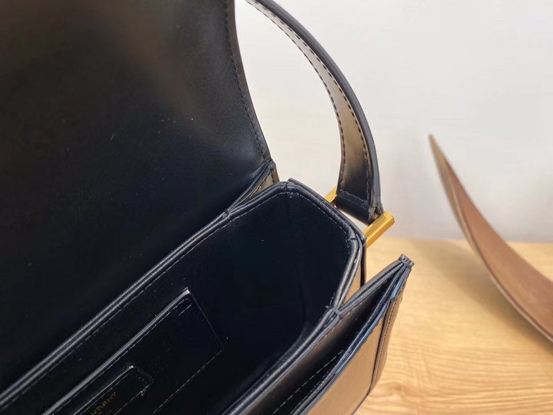 Luxurious Totes - Latest - 9513