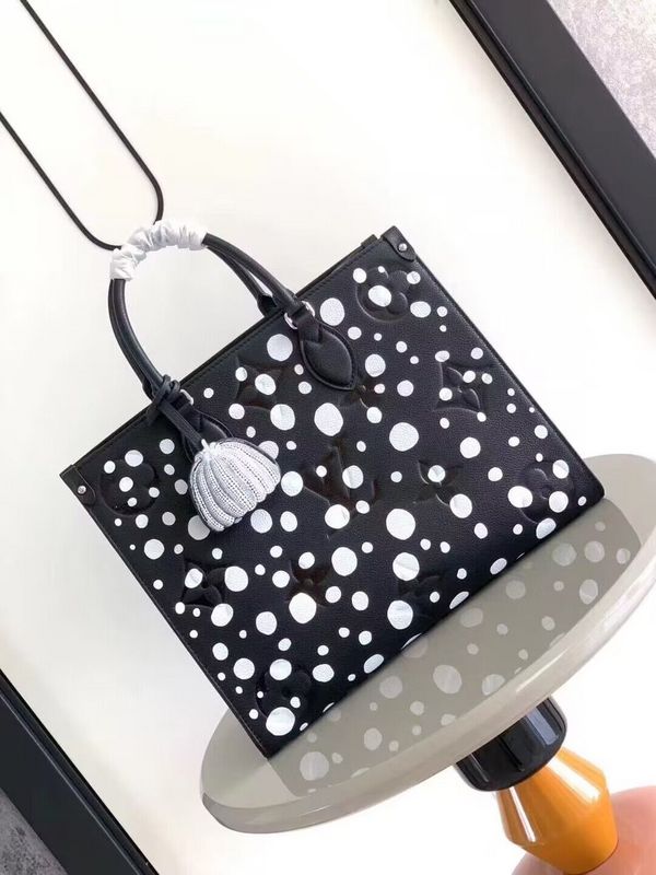 LOV - Luxurious Totes - 119